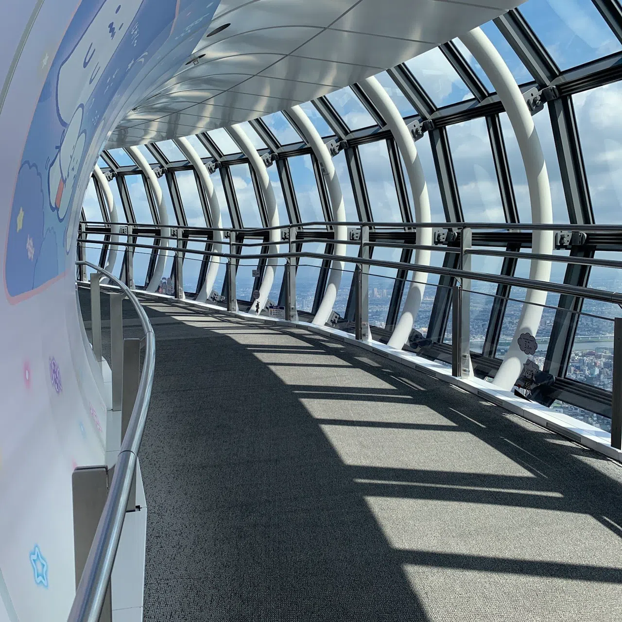 スカイツリーから渋谷スカイまで、東京のスカイラインデッキ
