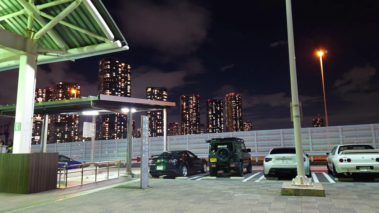 Tatsumi PA (Área de Estacionamiento Tatsumi), Tokio