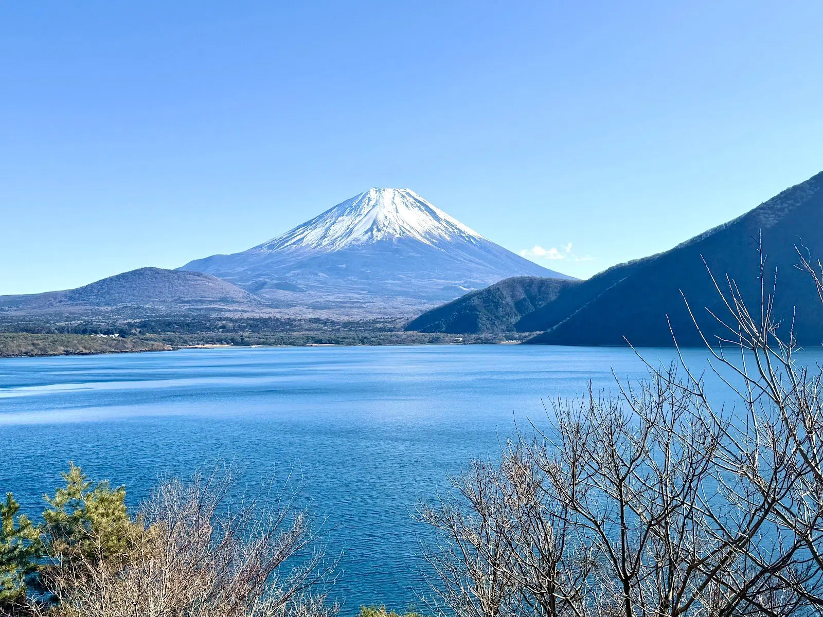 Nakanokura-passets utsiktsplattform, Motosu-sjøen, Tokyo