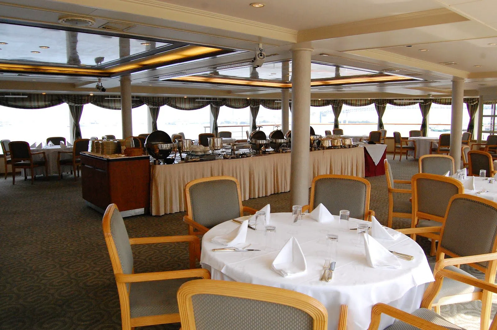 Symphony Tokyo Bay Cruise, Tokyo